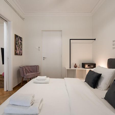 Appartamento Metroscape Retreat Nearby Metro Station Atene Esterno foto