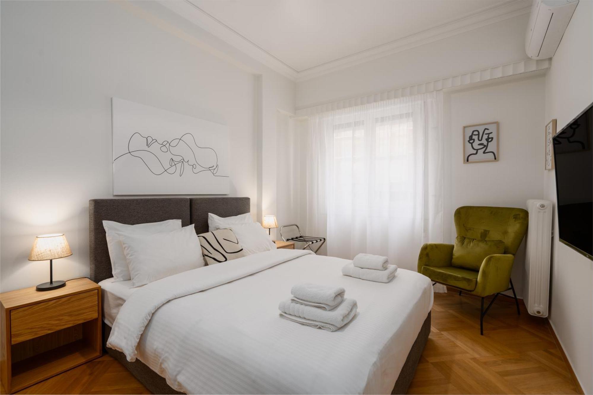Appartamento Metroscape Retreat Nearby Metro Station Atene Esterno foto